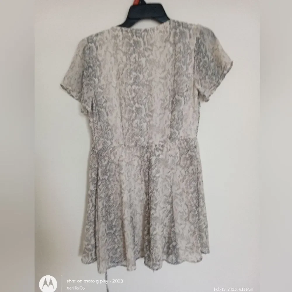 Abercrombie & Fitch Women's Snake Skin Wrap Mini Dress V-neck Tan Size XS - Picture 7 of 11